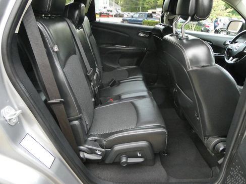 Used 2018 Dodge Journey Crossroad image 21
