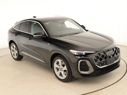 New 2025 Audi Q5 Prestige image 31