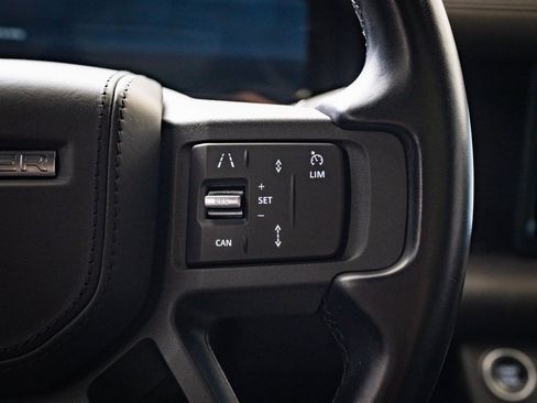 Used 2021 Land Rover Defender 110 X image 27