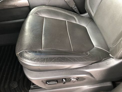 Used 2020 Chevrolet Silverado 2500 LTZ w/ LTZ Plus Package AWD/4WD image 20