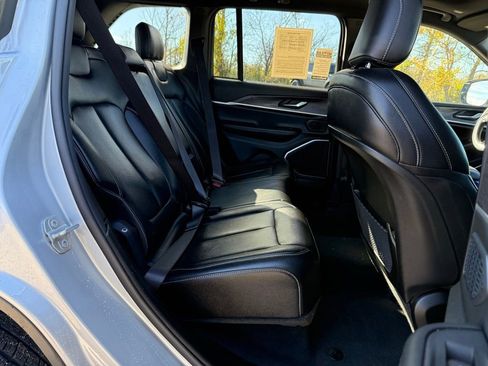 Used 2024 Jeep Grand Cherokee Limited 4xe image 26