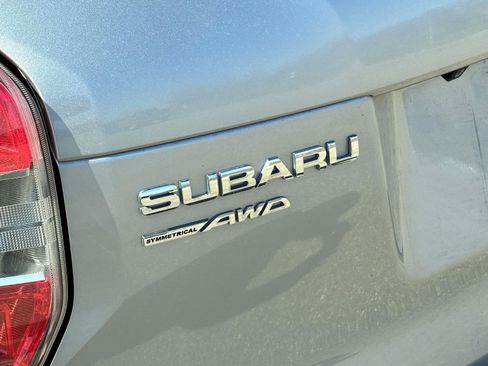 Used 2015 Subaru Forester 2.5i Premium w/ All-Weather Package image 9
