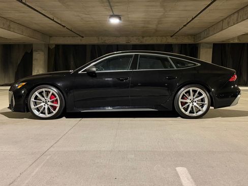 Used 2024 Audi RS 7 Performance AWD/4WD image 2