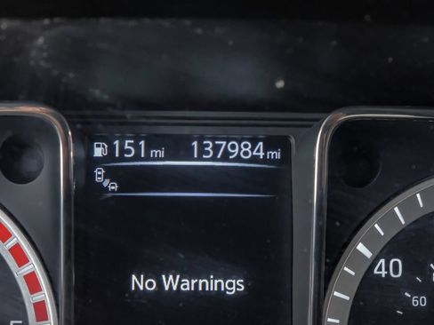 Used 2018 Nissan Titan SL w/ Midnight Edition AWD/4WD image 18