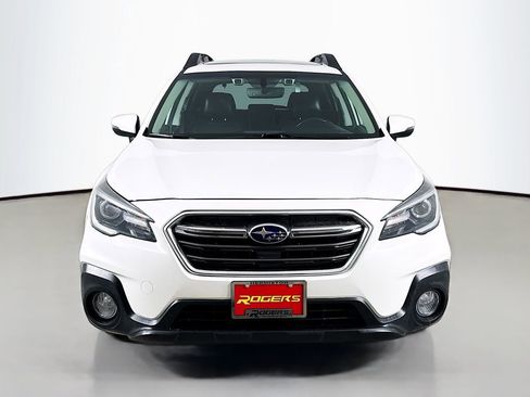 Used 2018 Subaru Outback 2.5i Limited AWD/4WD image 2