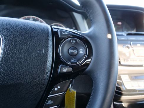 Used 2016 Honda Accord Sport image 24