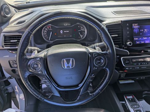 Used 2022 Honda Ridgeline Black Edition image 18