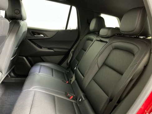 Used 2025 Chevrolet Equinox LT w/ Convenience Package II FWD image 26
