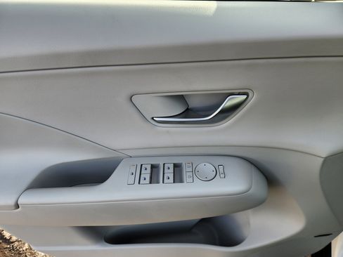 Certified 2024 Hyundai Kona Limited image 18