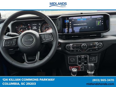 Used 2024 Jeep Gladiator Sport AWD/4WD image 12
