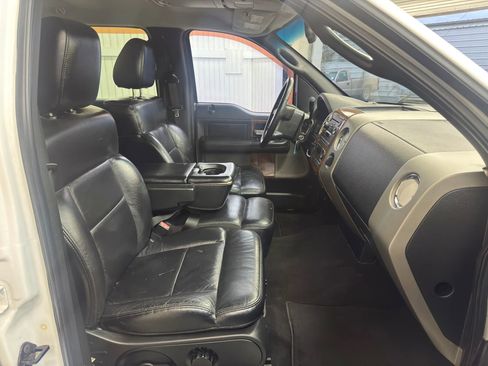 Used 2004 Ford F150 XLT image 10