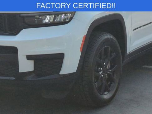 Certified 2024 Jeep Grand Cherokee L Laredo AWD/4WD image 9