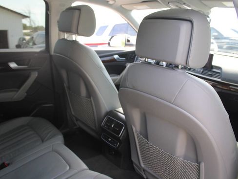 Used 2018 Audi Q5 2.0T Premium Plus w/ Premium Plus Package AWD/4WD image 10