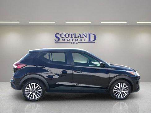Used 2024 Nissan Kicks SV FWD image 5
