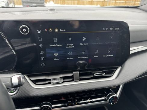 Certified 2025 Chevrolet Equinox LT image 3