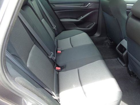 Used 2021 Honda Accord LX image 10