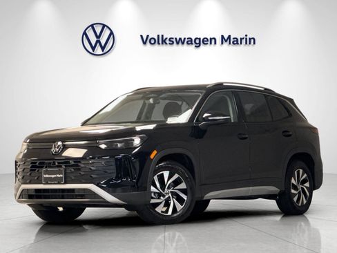 New 2026 Volkswagen Tiguan S FWD image 1