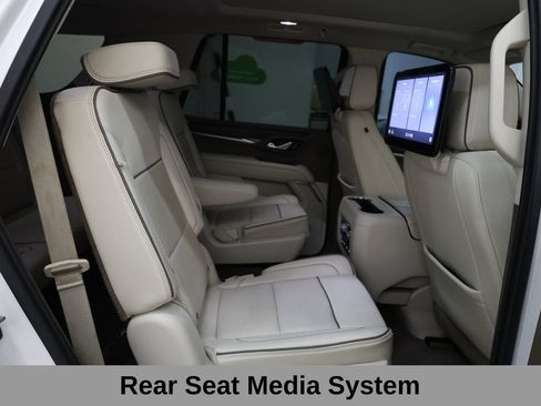 Used 2021 GMC Yukon Denali w/ LPO, Illumination Package AWD/4WD image 16