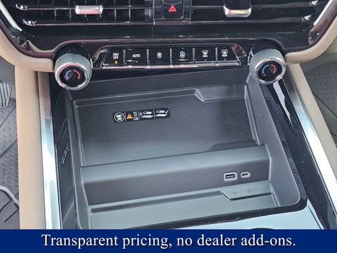 New 2026 Chevrolet Tahoe High Country AWD/4WD image 34