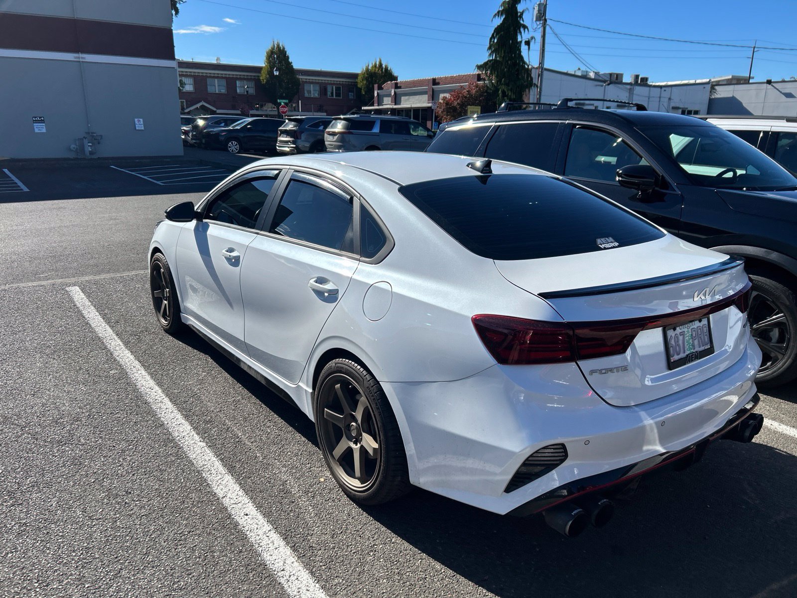 Used 2023 Kia Forte GT w/ GT2 Package FWD image 4