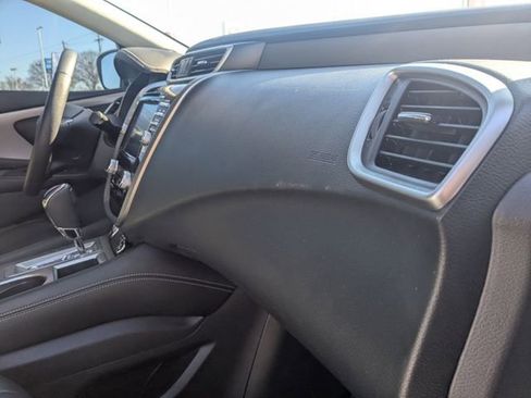Used 2024 Nissan Murano SL image 36