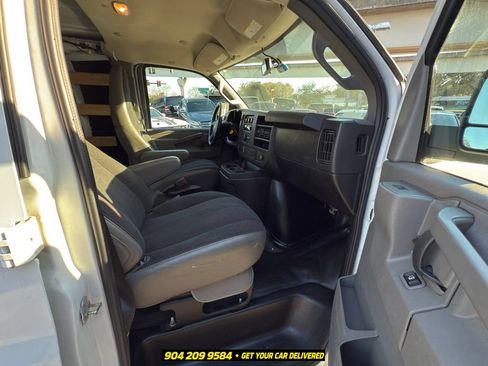 Used 2019 Chevrolet Express 2500 w/ Driver Convenience Package RWD image 23
