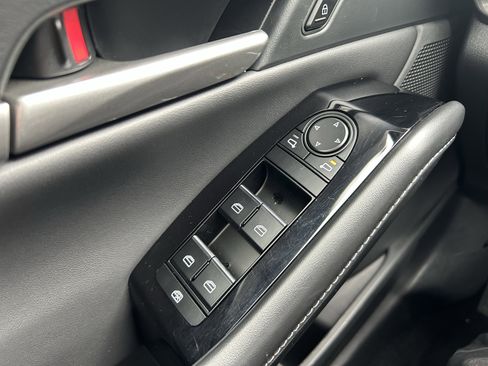 Certified 2025 MAZDA CX-30 AWD 2.5 S w/ Select Sport Pkg image 21