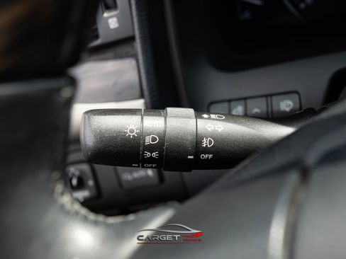 Used 2014 Lexus LS 460 AWD w/ Comfort Package image 28