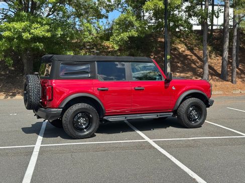Used 2021 Ford Bronco Black Diamond AWD/4WD image 12