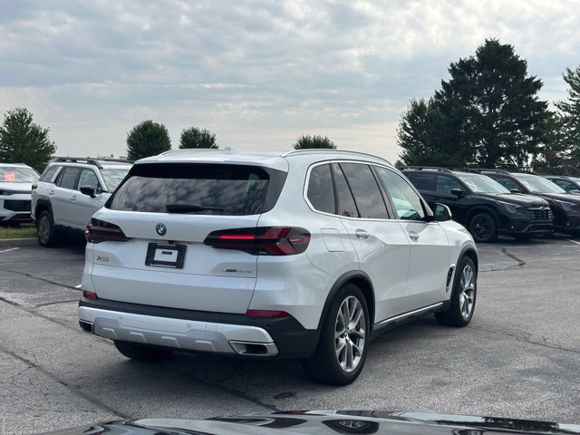 Certified 2026 BMW X5 xDrive50e w/ Climate Comfort Package AWD/4WD image 7
