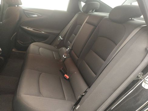 Used 2025 Chevrolet Malibu LT FWD image 18