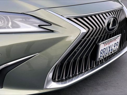 Used 2020 Lexus ES 350 w/ Premium Package image 33