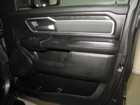 Used 2022 RAM 1500 Big Horn AWD/4WD image 22