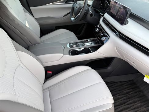 New 2026 INFINITI QX60 Luxe w/ Cargo Package image 12