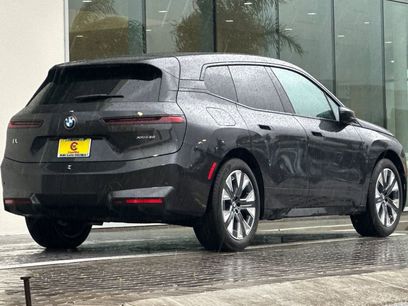 New 2026 BMW iX xDrive60 w/ Premium Package