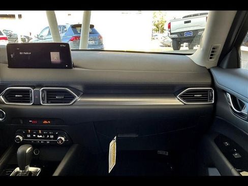 New 2025 MAZDA CX-5 AWD 2.5 S w/ Preferred Package image 46