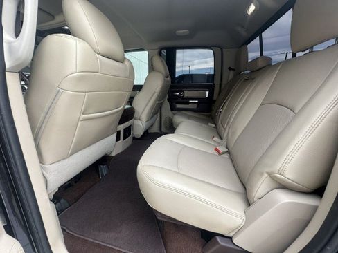 Used 2017 RAM 2500 Laramie w/ Convenience Group AWD/4WD image 16