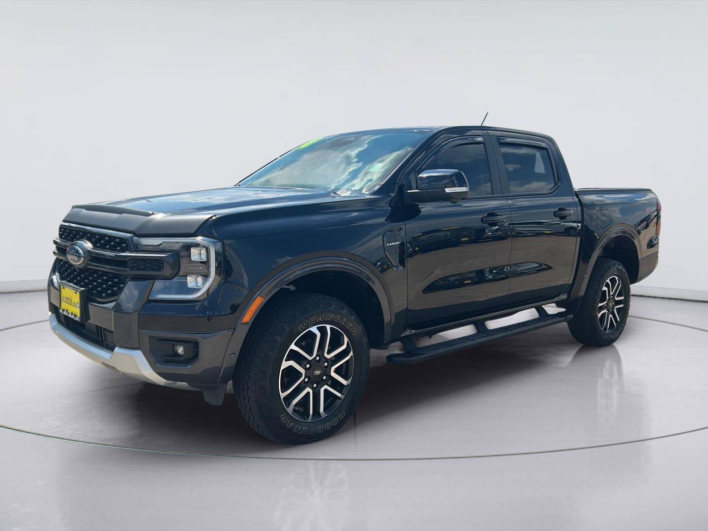 Certified 2024 Ford Ranger Lariat w/ FX4 Off-Road Package AWD/4WD image 1