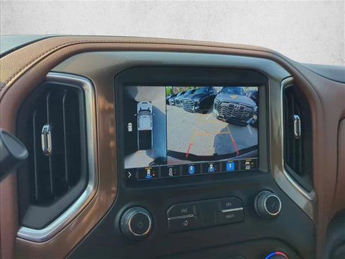 Used 2022 Chevrolet Silverado 3500 High Country AWD/4WD image 19