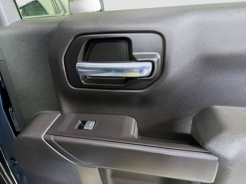 Used 2020 Chevrolet Silverado 1500 Custom Trail Boss w/ Custom Convenience Package image 23