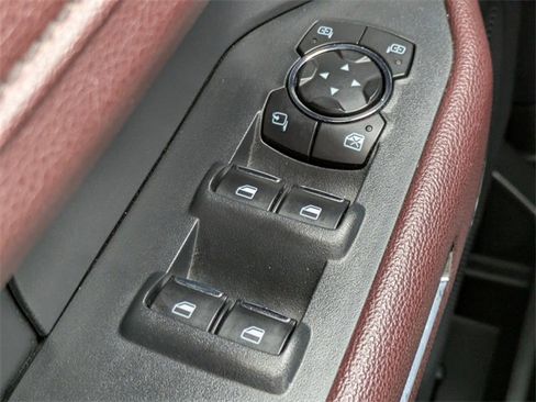 Certified 2024 Ford Expedition Limited image 23