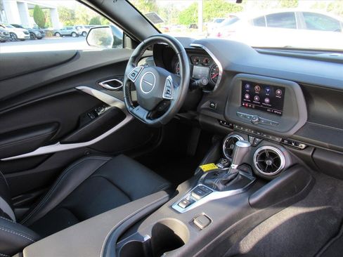 Used 2020 Chevrolet Camaro LT w/ RS Package image 12