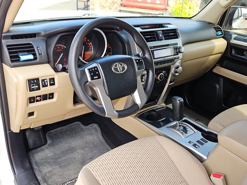 Used 2013 Toyota 4Runner SR5 RWD image 11