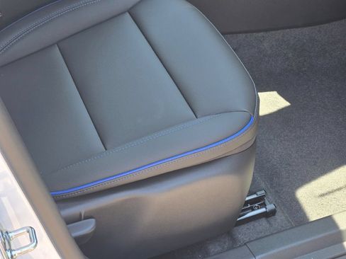 New 2026 Buick Envista Sport Touring FWD image 18