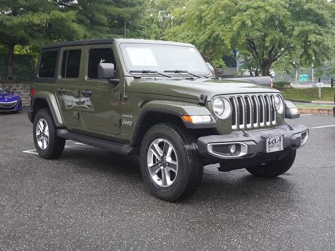Used 2022 Jeep Wrangler Unlimited Sahara AWD/4WD image 48