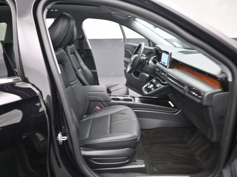 Certified 2022 Lincoln Corsair Reserve w/ Equipment Group 201A AWD/4WD image 31