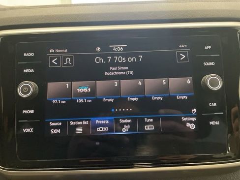 Certified 2023 Volkswagen Atlas Cross Sport SE w/ Black Wheel Package image 19