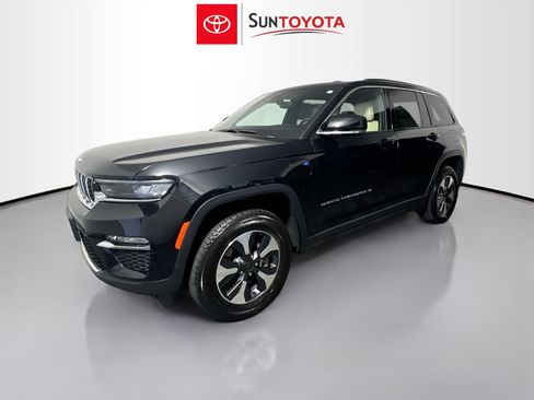 Used 2024 Jeep Grand Cherokee Limited 4xe AWD/4WD image 9