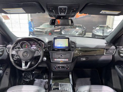 Used 2017 Mercedes-Benz GLS 450 4MATIC w/ Premium Package image 8