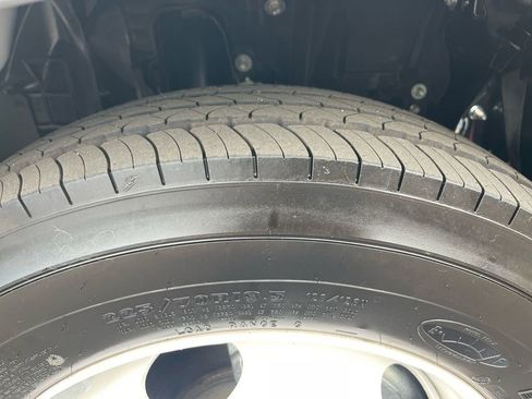 Used 2024 Chevrolet Low Cab Forward image 25